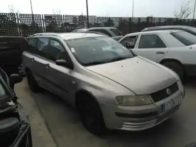 Veicolo di demolizione fiat stilo (192) 1.9 jtd cat dell'anno 2003 alimentato 192a1000