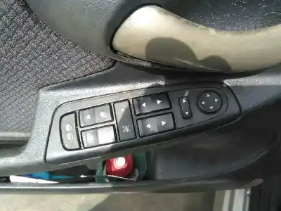 Veicolo di demolizione fiat stilo (192) 1.9 jtd cat dell'anno 2003 alimentato 192a1000