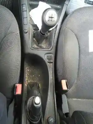 Veicolo di demolizione fiat stilo (192) 1.9 jtd cat dell'anno 2003 alimentato 192a1000