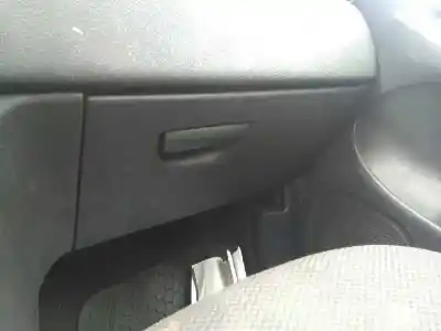Veicolo di demolizione fiat stilo (192) 1.9 jtd cat dell'anno 2003 alimentato 192a1000