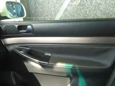 Véhicule à la ferraille audi a4 berlina (b5) 1.8 de l'année 1999 alimenté adr