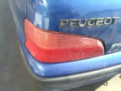 Véhicule à la ferraille peugeot 106 (s2) 1.4 de l'année 1998 alimenté kfx