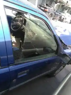 Véhicule à la ferraille peugeot 106 (s2) 1.4 de l'année 1998 alimenté kfx