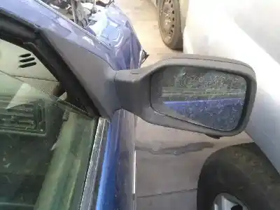 Véhicule à la ferraille peugeot 106 (s2) 1.4 de l'année 1998 alimenté kfx