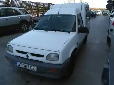 Scrapping Vehicle renault rapid/express (f40) 1.9 diesel of the year 2000 powered f8q d6