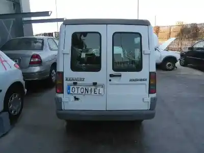 Scrapping Vehicle renault rapid/express (f40) 1.9 diesel of the year 2000 powered f8q d6