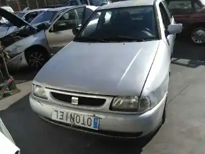 Здавання транспортного засобу SEAT IBIZA (6K) Básico року 1999 потужний APQ