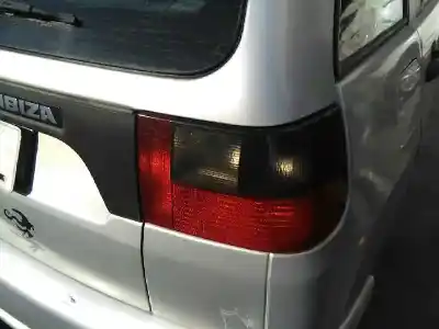 Здавання транспортного засобу seat ibiza (6k) básico року 1999 потужний apq
