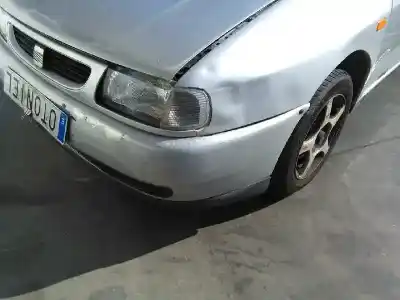 Здавання транспортного засобу seat ibiza (6k) básico року 1999 потужний apq
