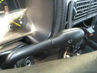 Здавання транспортного засобу seat ibiza (6k) básico року 1999 потужний apq