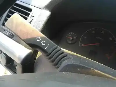 Здавання транспортного засобу opel vectra c berlina comfort року 2003 потужний y20dth