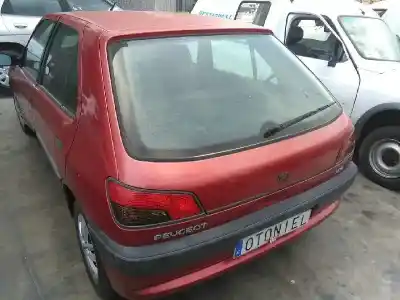Здавання транспортного засобу peugeot 306 berlina 3/5 puertas (s1) style d року 1995 потужний d9b