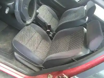 Здавання транспортного засобу peugeot 306 berlina 3/5 puertas (s1) style d року 1995 потужний d9b