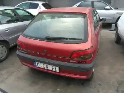 Здавання транспортного засобу peugeot 306 berlina 3/5 puertas (s1) style d року 1995 потужний d9b