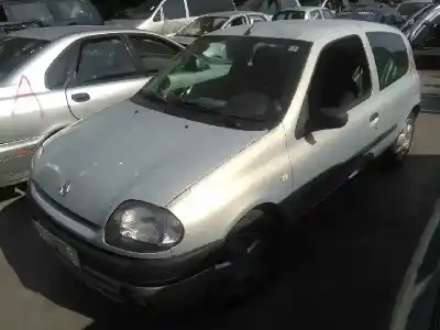Здавання транспортного засобу renault clio ii fase i (b/cbo) 1.9 d alize року 1999 потужний f8q