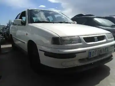 Scrapping Vehicle seat toledo (1l) magnus of the year 1997 powered ahu