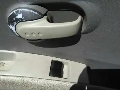 Здавання транспортного засобу nissan micra (k12e) acenta року 2004 потужний cr14