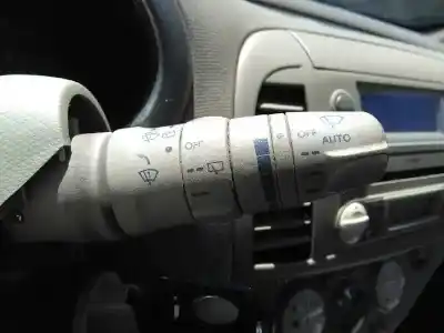 Здавання транспортного засобу nissan micra (k12e) acenta року 2004 потужний cr14