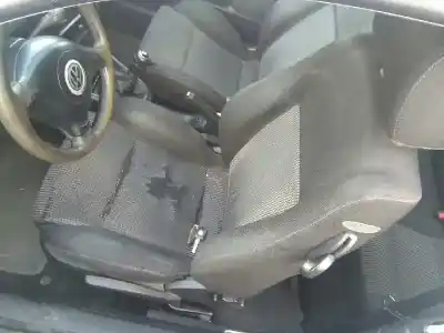 Sloopvoertuig volkswagen golf iv berlina (1j1) * van het jaar 1999 aangedreven akl