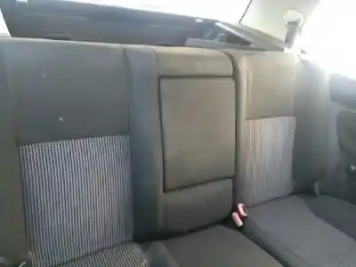 Sloopvoertuig volkswagen golf iv berlina (1j1) * van het jaar 1999 aangedreven akl