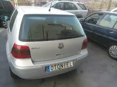 Sloopvoertuig volkswagen golf iv berlina (1j1) * van het jaar 1999 aangedreven akl