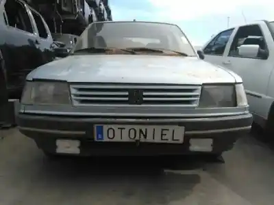 Véhicule à la ferraille peugeot 309 grd de l'année 1988 alimenté d9a