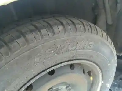 Véhicule à la ferraille peugeot 309 grd de l'année 1988 alimenté d9a
