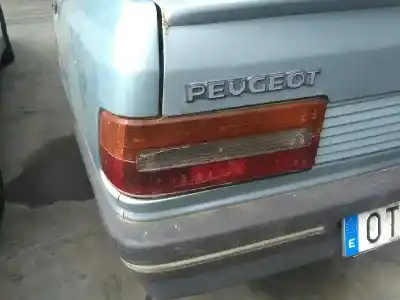 Véhicule à la ferraille peugeot 309 grd de l'année 1988 alimenté d9a
