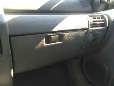 Здавання транспортного засобу renault clio i fase i+ii (b/c57) 1.2 року 1997 потужний d7f