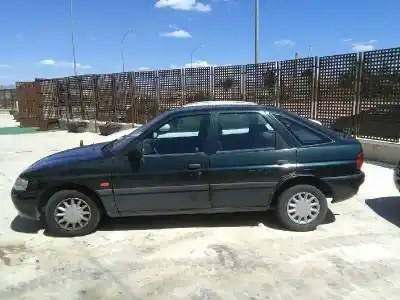 Здавання транспортного засобу ford escort berlina/turnier bravo turnier року 1996 потужний l1e