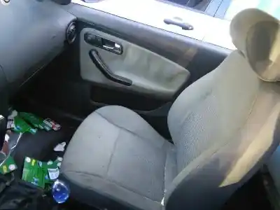 Здавання транспортного засобу seat ibiza (6l1) cool року 2002 потужний bby