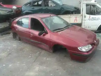 Здавання транспортного засобу RENAULT MEGANE I BERLINA HATCHBACK (BA0) 1.9 Diesel року 1998 потужний F8Q