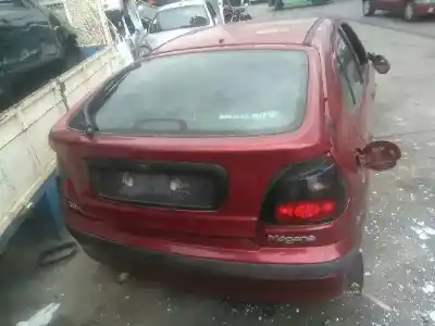 Veículo de Sucata renault megane i berlina hatchback (ba0) 1.9 diesel do ano 1998 alimentado f8q