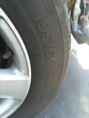 Veicolo di demolizione honda civic berlina 5 (eu7/8) 1.7 ctdi es dell'anno 2004 alimentato 4ee2