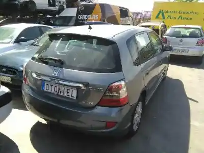 Veicolo di demolizione honda civic berlina 5 (eu7/8) 1.7 ctdi es dell'anno 2004 alimentato 4ee2