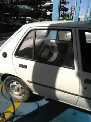 Здавання транспортного засобу peugeot 205 berlina 1.1 junior року 1987 потужний pt-c
