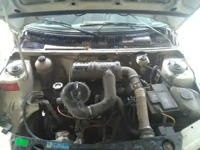 Здавання транспортного засобу peugeot 205 berlina 1.1 junior року 1987 потужний pt-c