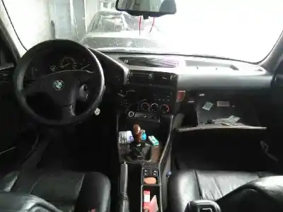 Sloopvoertuig bmw serie 5 berlina (e34) 525td van het jaar 1995 aangedreven 25-6t-1