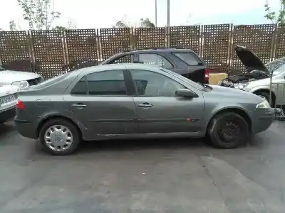 Здавання транспортного засобу renault laguna ii (bg0) authentique року 2001 потужний 