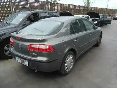 Здавання транспортного засобу renault laguna ii (bg0) authentique року 2001 потужний 