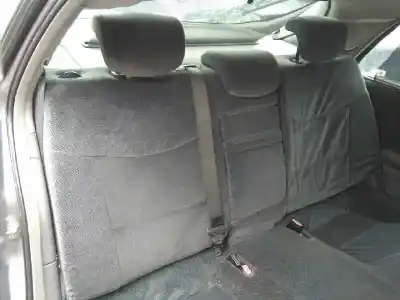 Здавання транспортного засобу renault laguna ii (bg0) authentique року 2001 потужний 