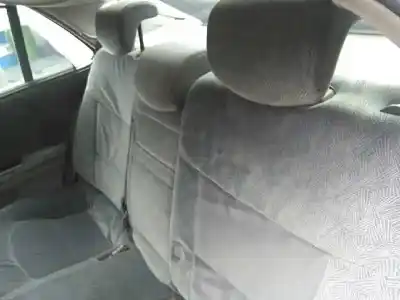Здавання транспортного засобу renault laguna ii (bg0) authentique року 2001 потужний 