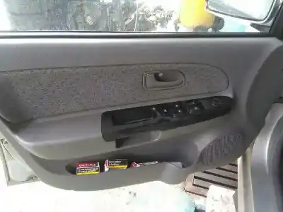 Veículo de Sucata kia rio rs berlina do ano 2004 alimentado a3d