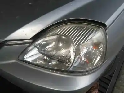 Veículo de Sucata kia rio rs berlina do ano 2004 alimentado a3d