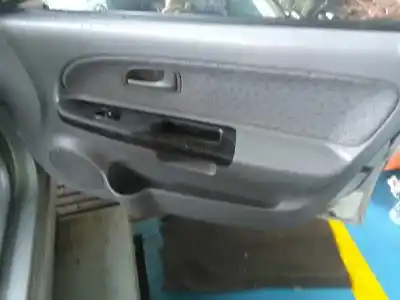 Veículo de Sucata kia rio rs berlina do ano 2004 alimentado a3d