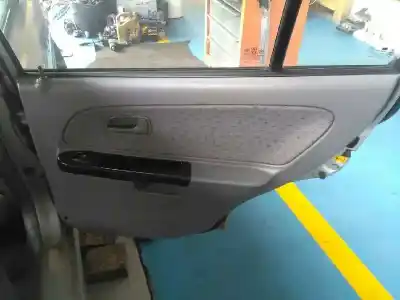 Veículo de Sucata kia rio rs berlina do ano 2004 alimentado a3d