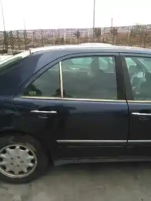 Здавання транспортного засобу mercedes-benz clase e (w210) berlina 200 (210.035) року 1999 потужний m111942