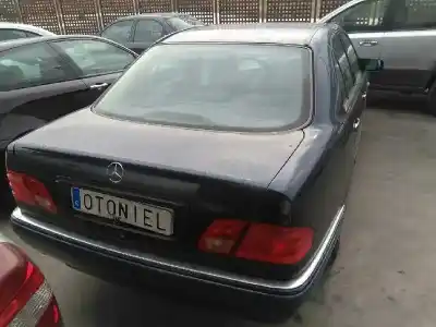 Здавання транспортного засобу mercedes-benz clase e (w210) berlina 200 (210.035) року 1999 потужний m111942