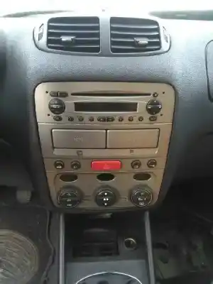 Vehicul casat alfa romeo 147 (190) 1.6 16v cat al anului 2002 alimentat ar32104