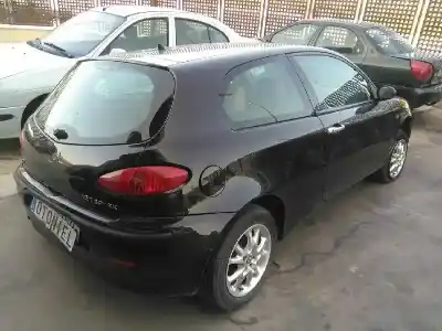 Vehicul casat alfa romeo 147 (190) 1.6 16v cat al anului 2002 alimentat ar32104